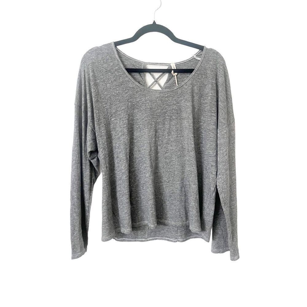 Lanston Revolve Gray Cutout Back‎ Long Sleeve Shirt